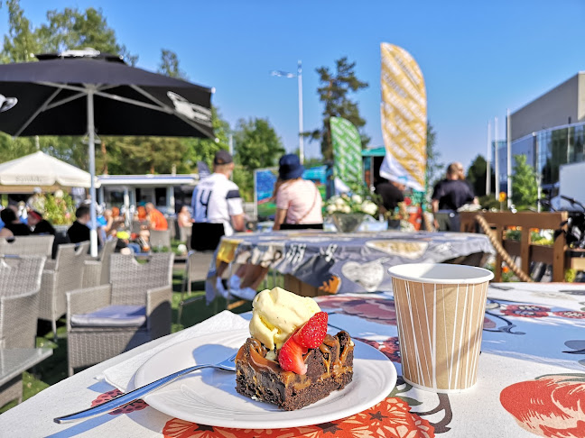 Opinii despre Hyvinkään Torille în Hyvinkää - Ravintola-ala