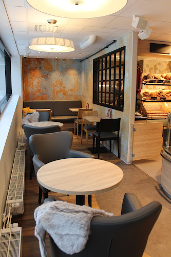 Comentarii opinii despre Naantalin Aurinkoinen Aurakatu