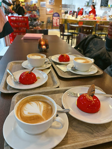 Kauppurienkatu 14-16, 90100 Oulu