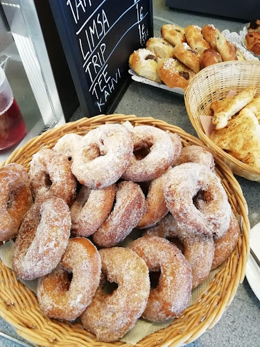 Opinii despre Kahvila ja Puoti Kulmakivi în Nokia - Ravintola-ala