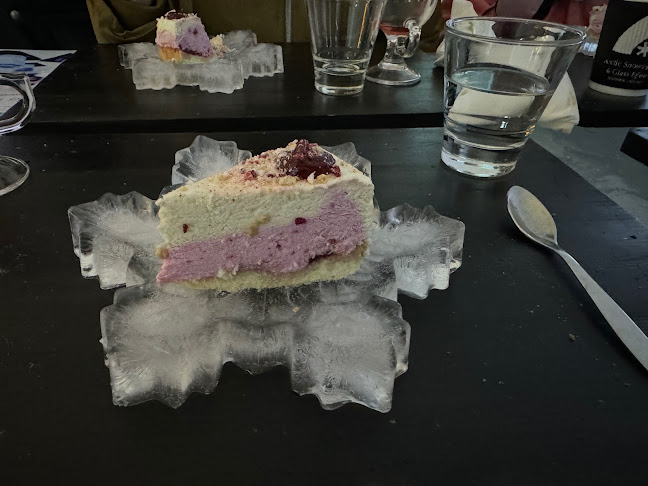 Ice Restaurant of Arctic Snowhotel - Sinettä