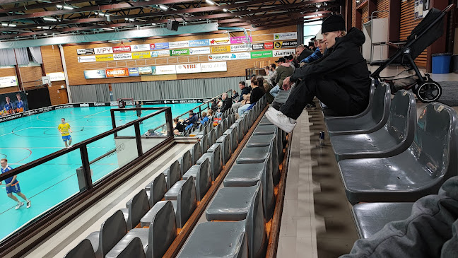 Vintage Sport Cafe / Hotelli Tikkurila - Ravintola-ala