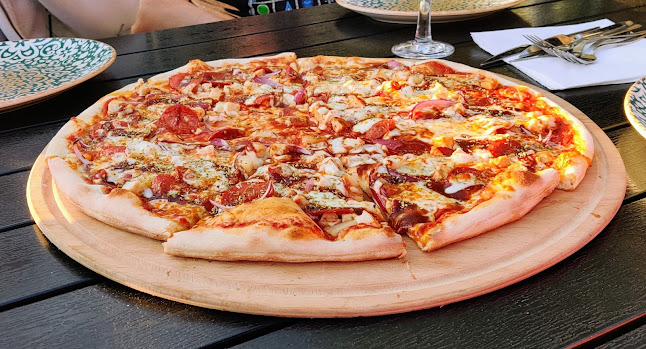Hauhon pizza kebab - Ravintola-ala