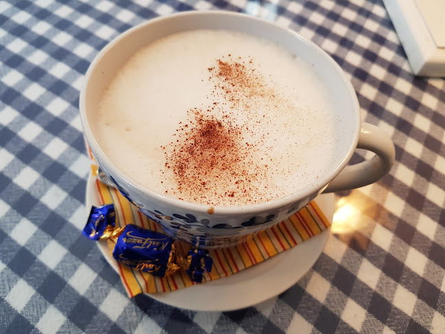 Opinii despre Kauppaneuvoksen kahvila în Joensuu - Ravintola-ala