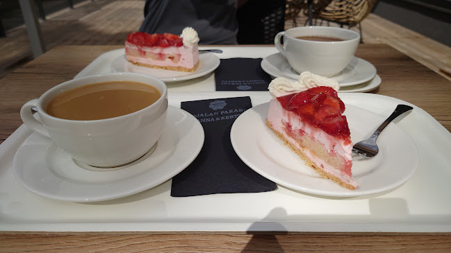 Opinii despre Kahvila-Konditoria Hanna & Kerttu Epstori în Seinäjoki - Ravintola-ala