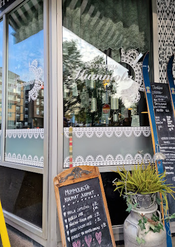 Kaffeteria mummola Phone number