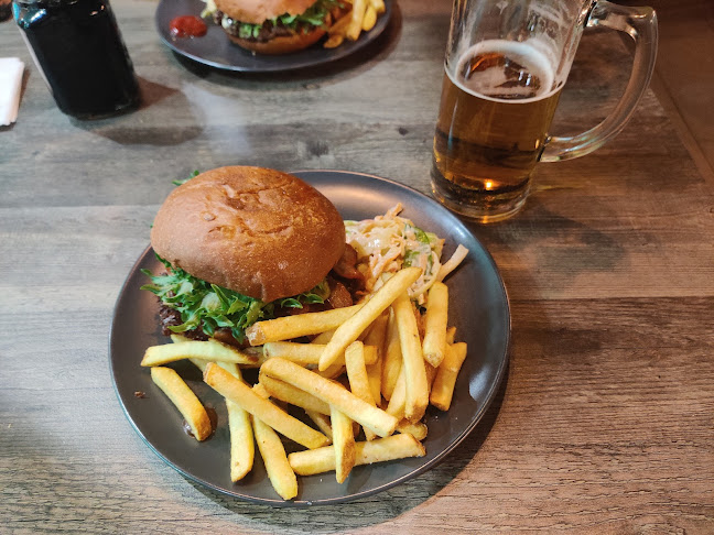 Opinii despre Wingon olohuone în Seinäjoki - Ravintola-ala