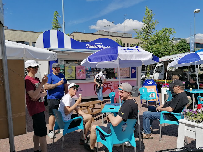 Lohjan Pingviini jäätelökioski - Lohja