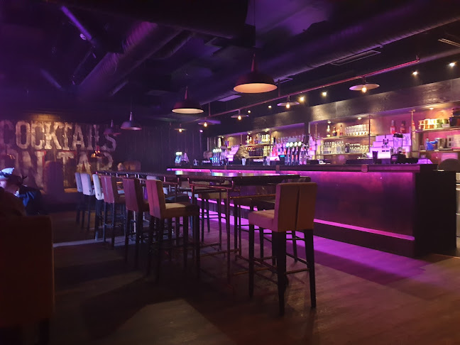 Kauppakeskus Myyrmanni, Iskoskuja 3 b 45, 01600 Vantaa