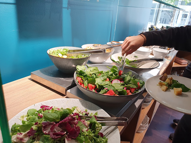 Comentarii opinii despre Hemma hair salon and lifestyle cafe