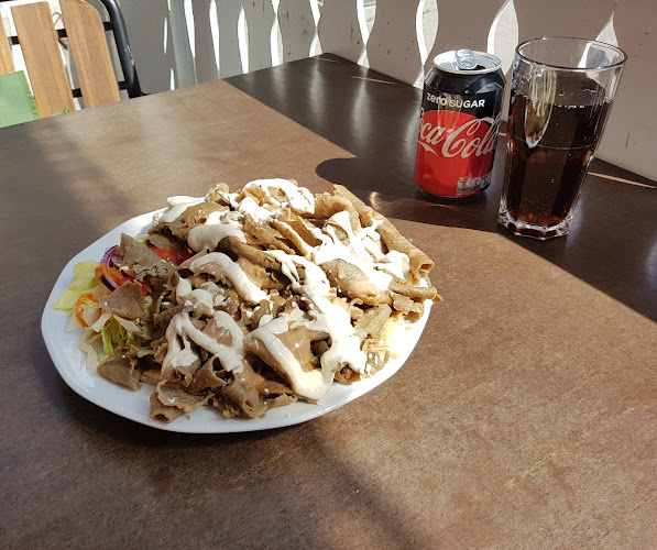 Pizzeria Gulav Midia - Ravintola-ala