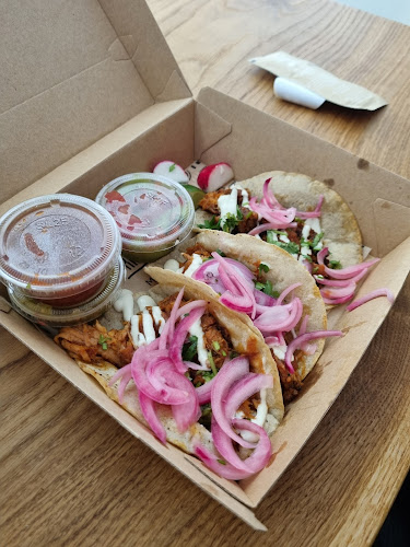 MEXICALI - Mexican & Californian Kitchen- - Ravintola-ala