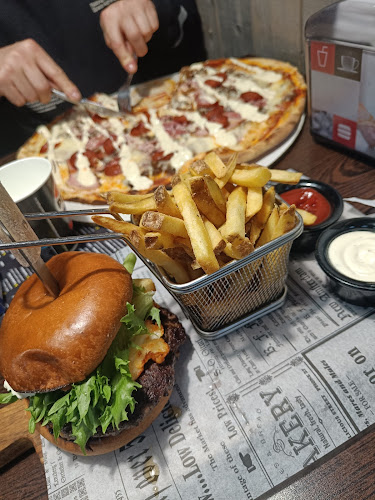 Comments and reviews of Pizzeria Lila