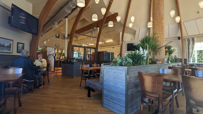 Kahvilaravintola Ykköspesä - Saukkola