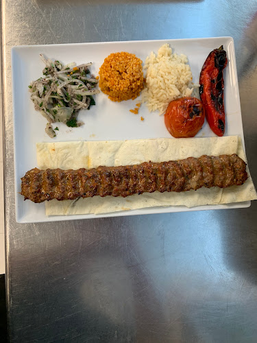 https://www.foodora.fi/en/restaurant/v4gd/iskenderleiri?r=1#restaurant-info