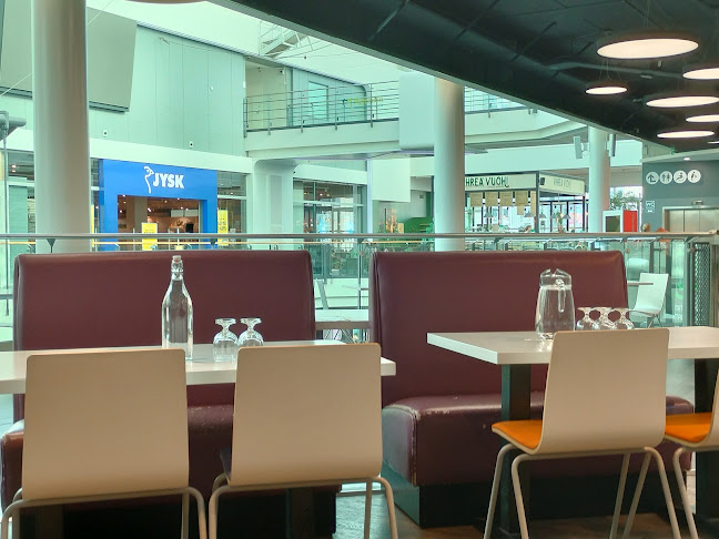 Momo & More Nepalese - Ravintola-ala