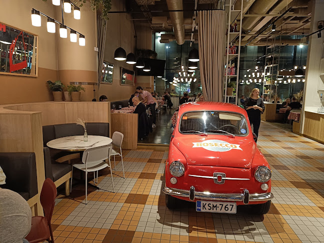 Opinii despre Pikku Napoli Tripla în Helsinki - Ravintola-ala