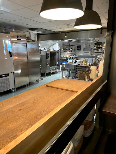 Opinii despre BasBas - Baskeri & Basso în Helsinki - Ravintola-ala