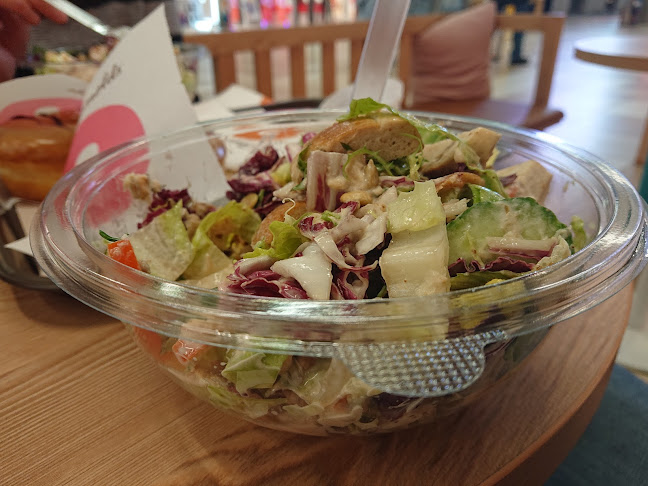 Opinii despre Kotipizza Pori Siltapuistonkatu (Kauppakeskus Puuvilla) în Pori - Ravintola-ala