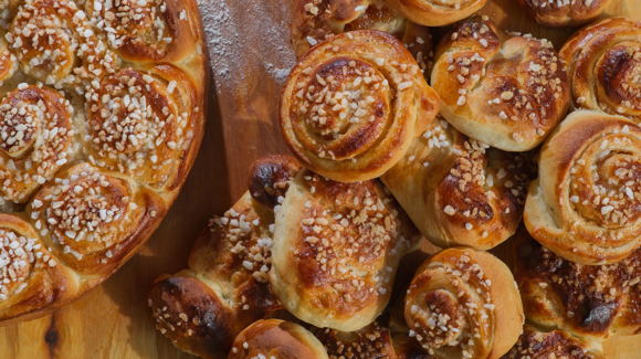 Leipomoliike Avikainen K E Open Times