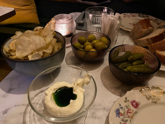 Comentarii opinii despre Grape Wine Bar & Tasting Room