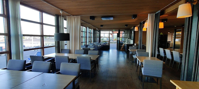 Ravintola Blue Peter Phone number