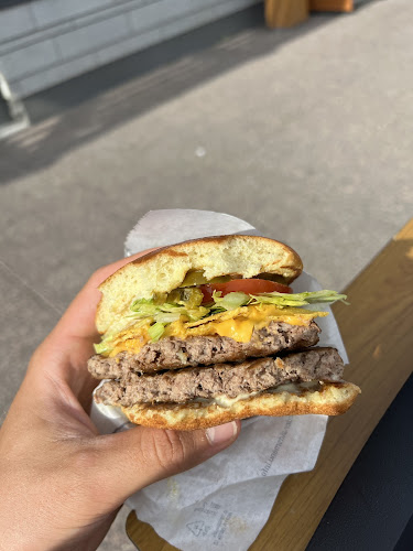 Comments and reviews of McDonald's Vantaa Tuupakka