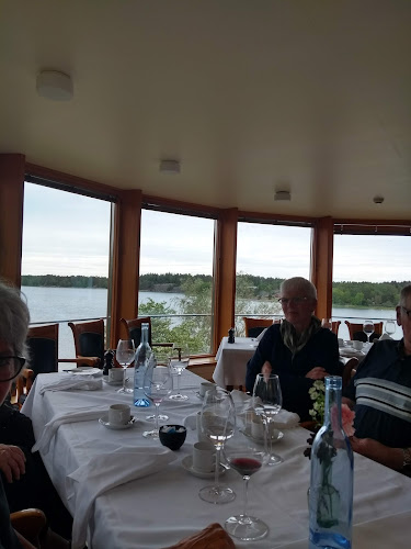 Ravintola Nautical Open Times
