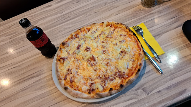http://urbanpizza.fi/