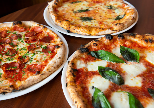 Opinii despre Guido´s Pizza Stockmann în Helsinki - Ravintola-ala