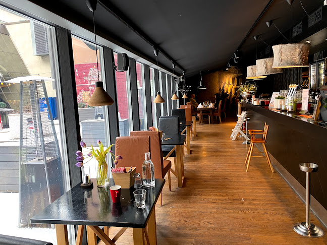 Bar & Bistro - Ravintola-ala