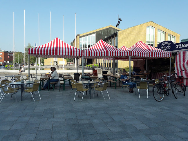 Comentarii opinii despre Tikkurilantori, Tikkurilan uusi tori