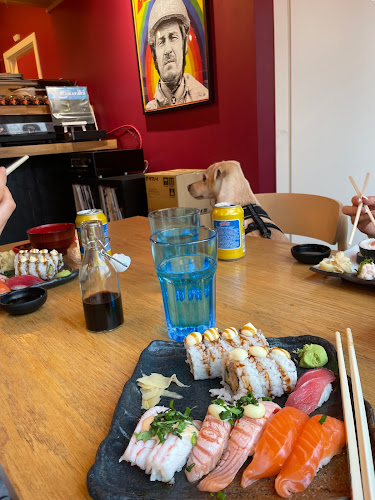 Kauppakeskuksen sisäpiha, Tunnelitie 4, 02700 Kauniainen