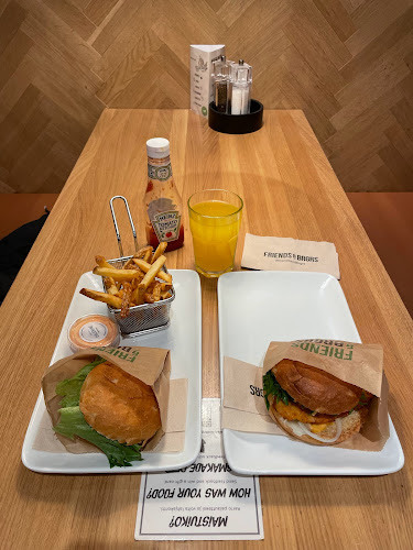 Friends & Brgrs Iso Omena - Espoo