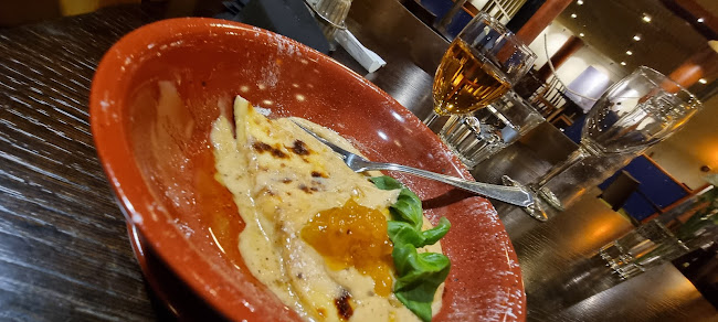 Comentarii opinii despre Moe’s Bistro & Bar