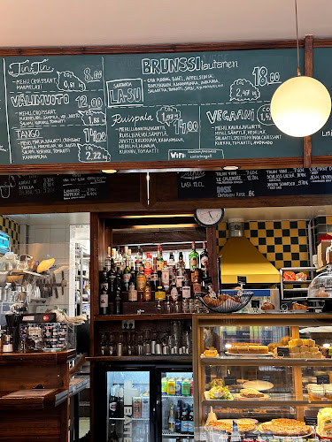 Opinii despre Café Tin Tin Tango în Helsinki - Ravintola-ala