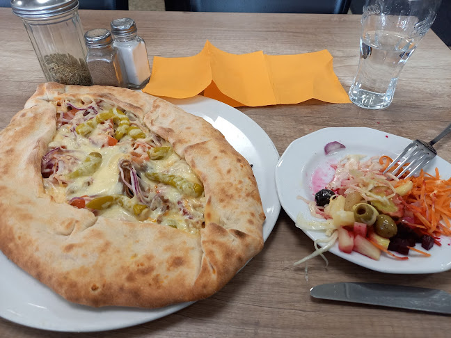 Comments and reviews of Ahjokadun Kebab Pizzeria