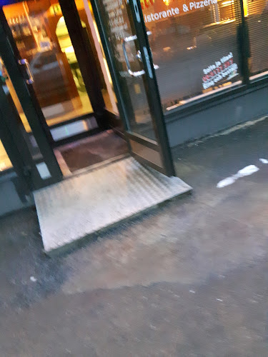 Ristorante & Pizzeria La Strada Open Times