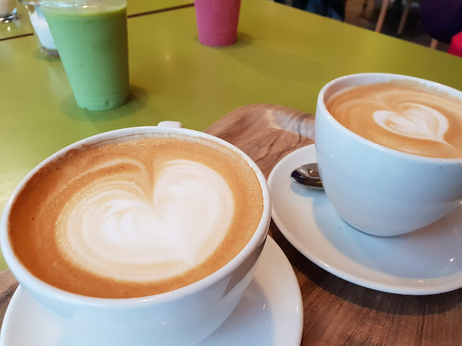 Silvoplee Phone number