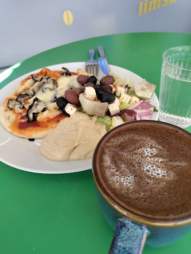 Aallonhalkoja 9, 00560 Helsinki