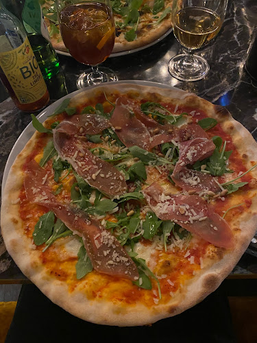 Ravintola Olivia - Kluuvi - Ravintola-ala