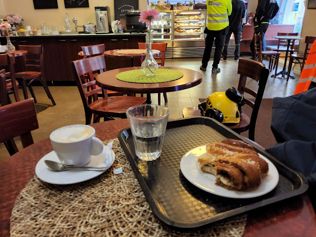 Eromanga - Ravintola-ala