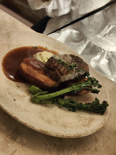 Bistro Henriks - Ravintola-ala