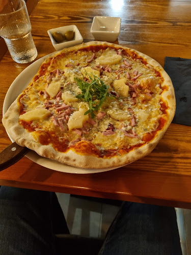 Mr. Bank Pizzas & Drinks - Ravintola-ala