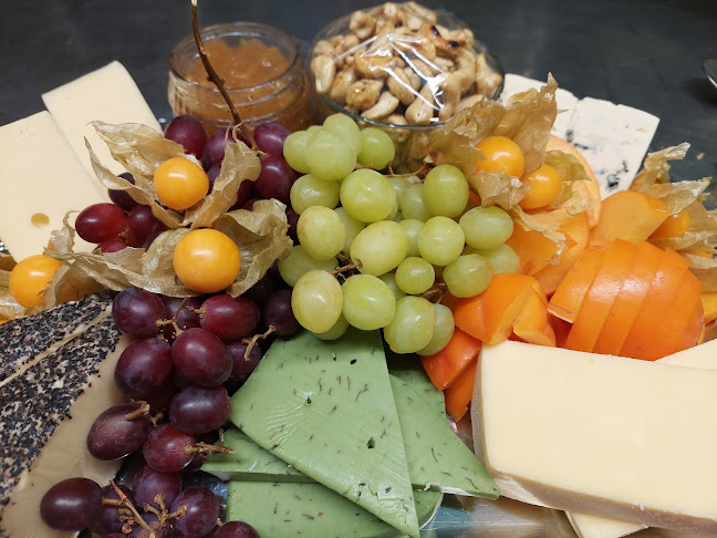 Opinii despre Juhlapalvelu Tanja Leino Oy în Koski Tl - Ravintola-ala