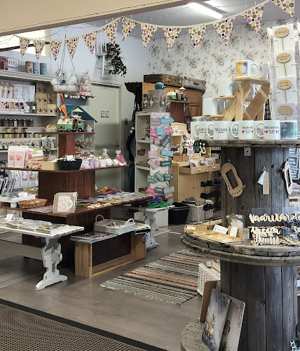 Opinii despre Puoti & Kahvila Ihana în Seinäjoki - Ravintola-ala