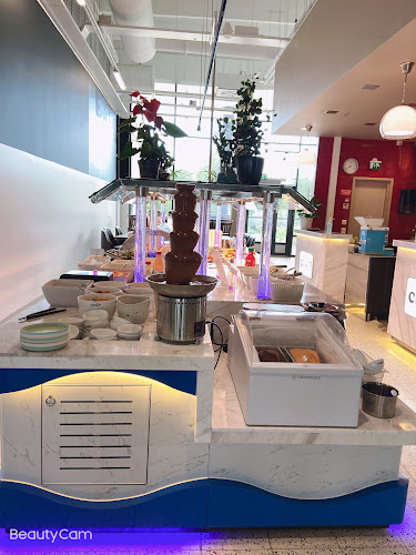 https://www.facebook.com/Csushi-Ravintola-Valkeakoski-109616758281783