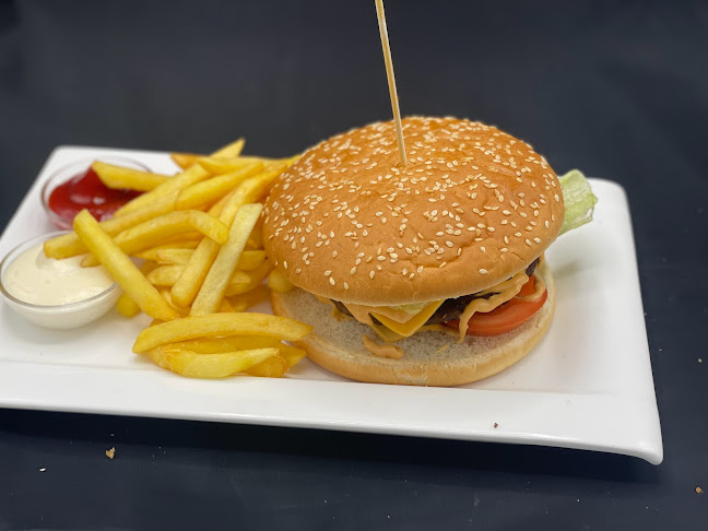 Abraham Wetterin tie 6, 00880 Helsinki