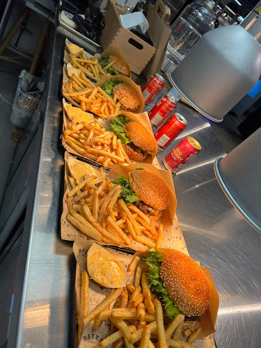 Bites Burgers Lippulaiva - Ravintola-ala