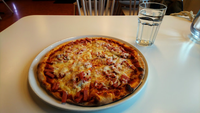Pizzeria Luna - Ravintola-ala